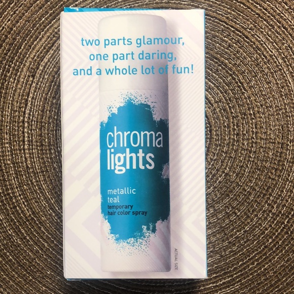 Chroma Lights Temporary Hair Color Spray Metallic Teal - Picture 2 of 5